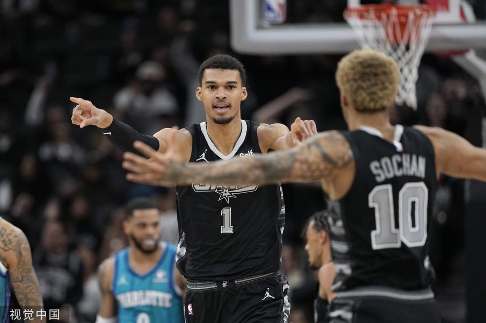 这使他在强 这使他在强